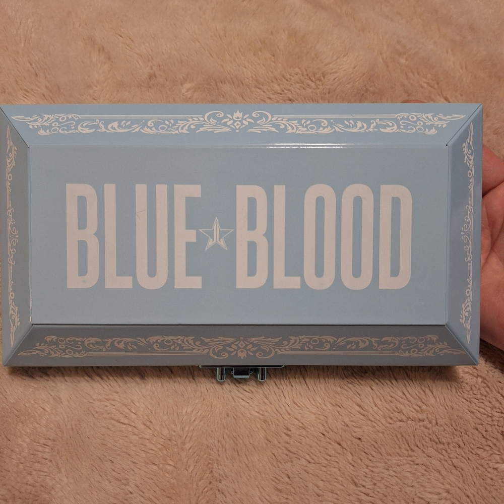 Blue Blood Eyeshadow Palette